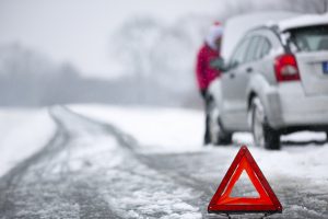 11 Most Essential Things to Keep in Your Car During Winter